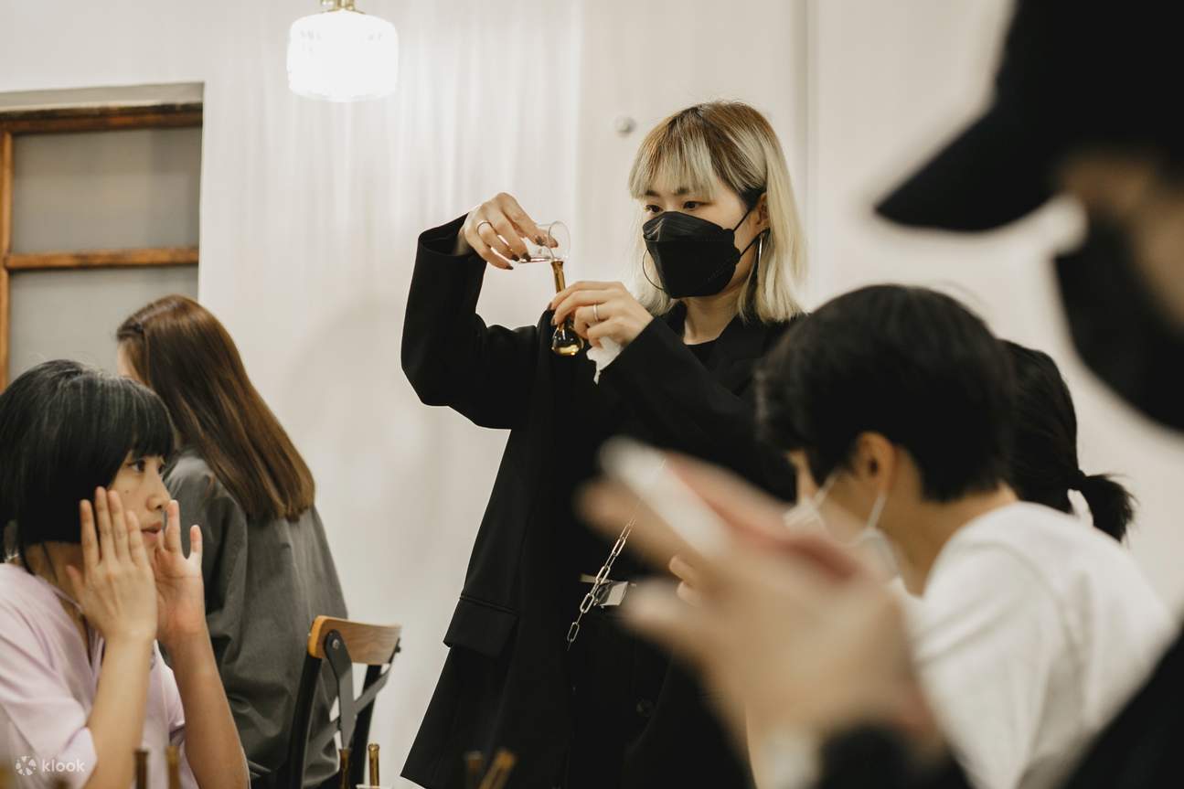 Taipeh Dadaocheng: DIY-Erlebnis für Hautpflegeöl